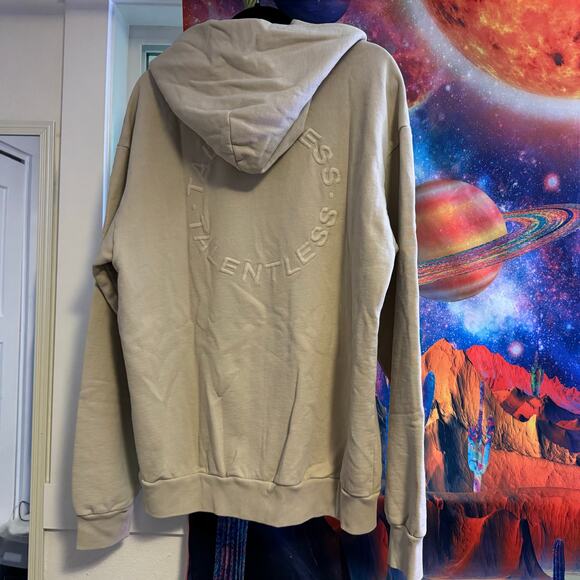 •NWT• TALENTLESS embroidered Logo Hoodie in Bone • Large - Picture 5 of 12